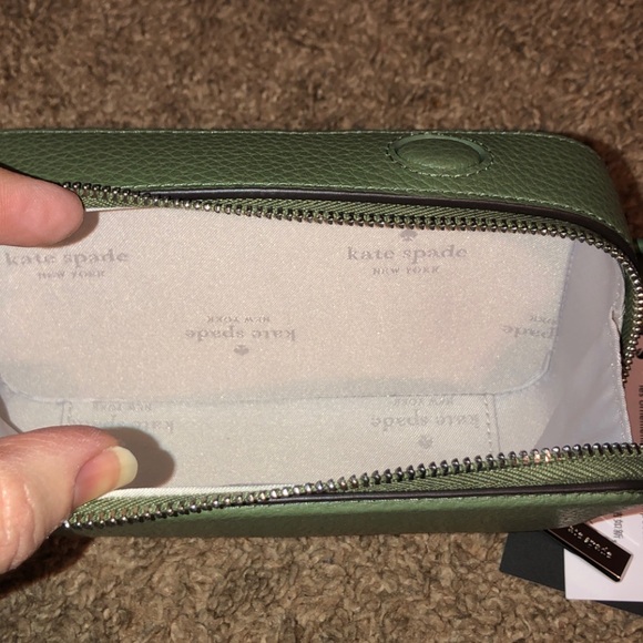 NWT-Kate Spade-SET-Picture This-Camera📷Wristlet & Film Roll🎞️Bag Charm/Keychain - Picture 9 of 16